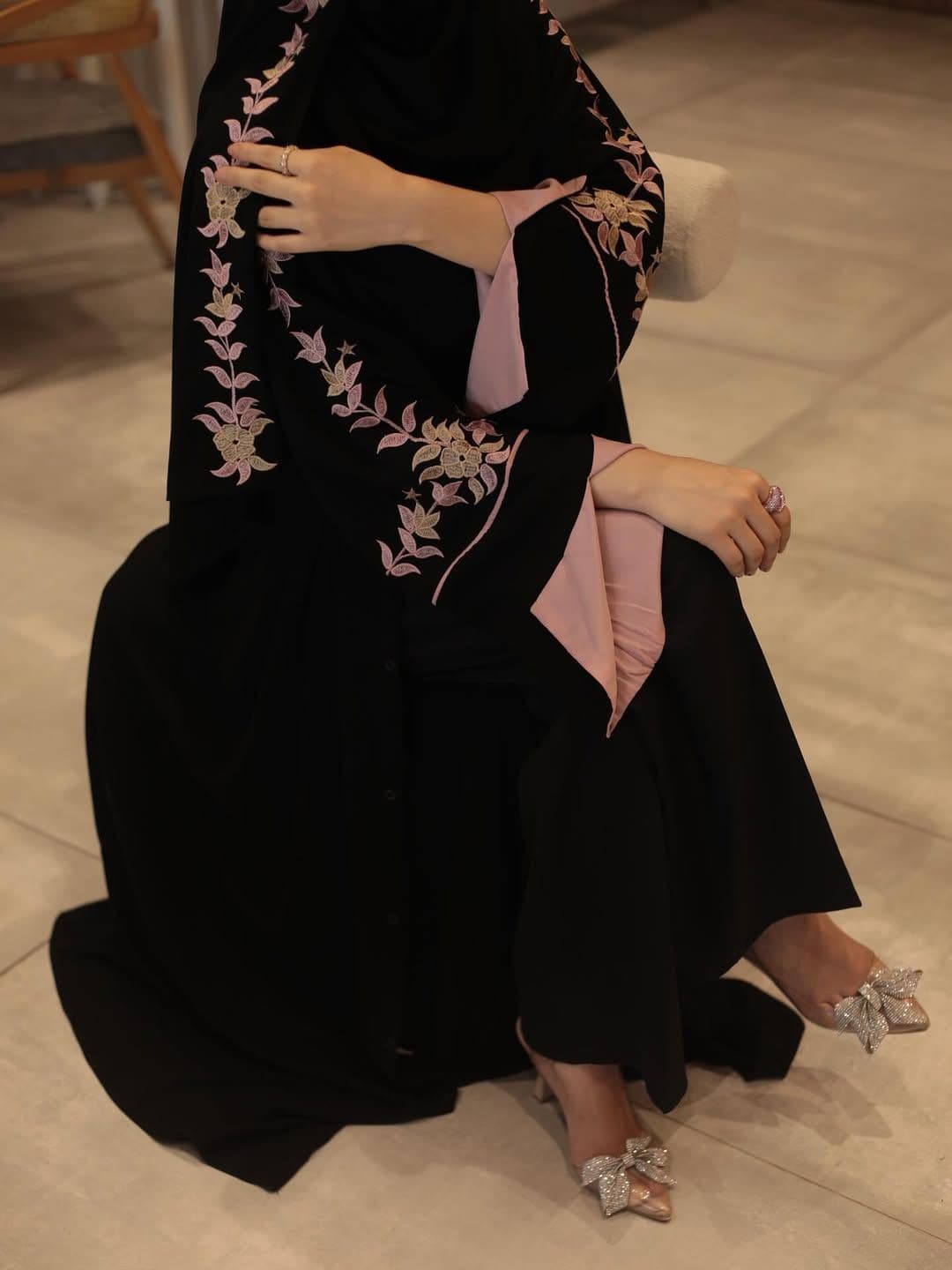 Maya Abaya